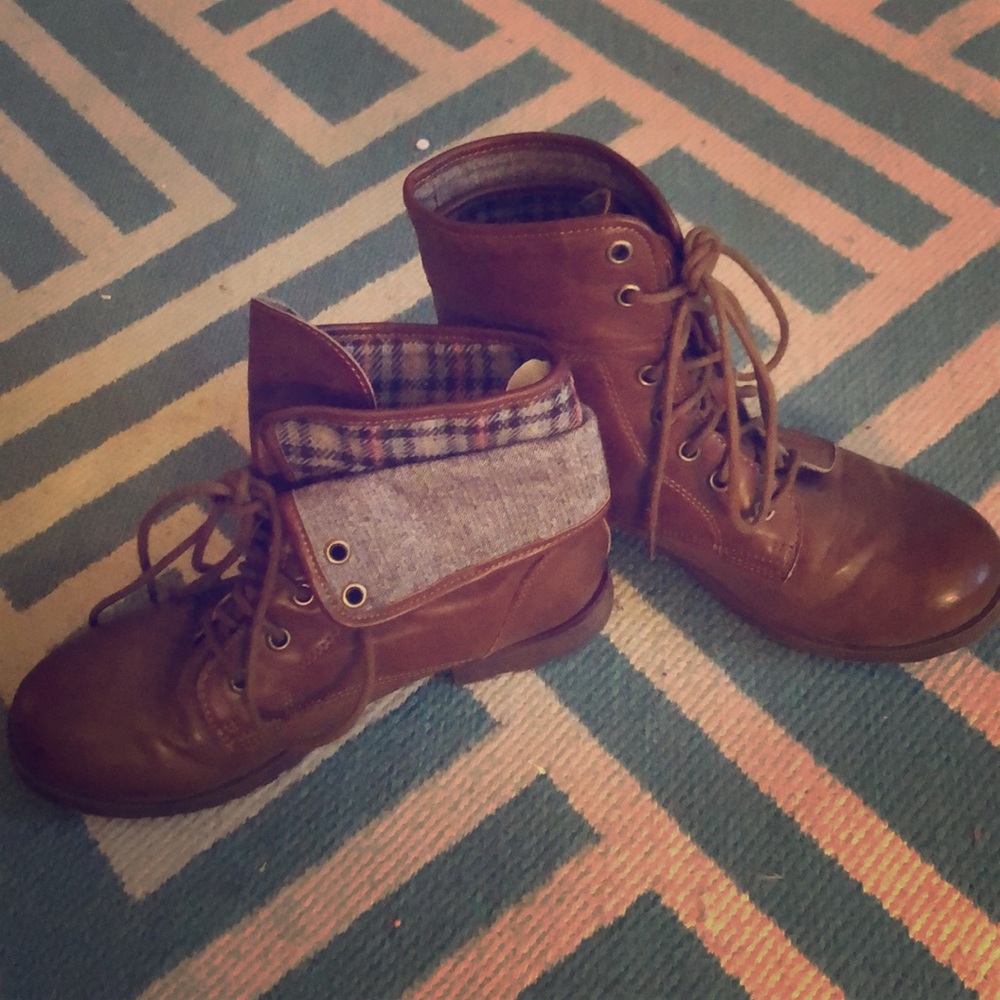 Nine West Hikers